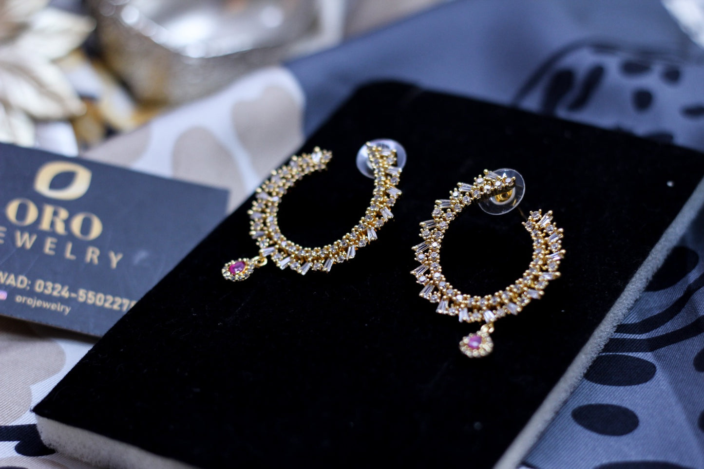 Oro's Champagne Earrings