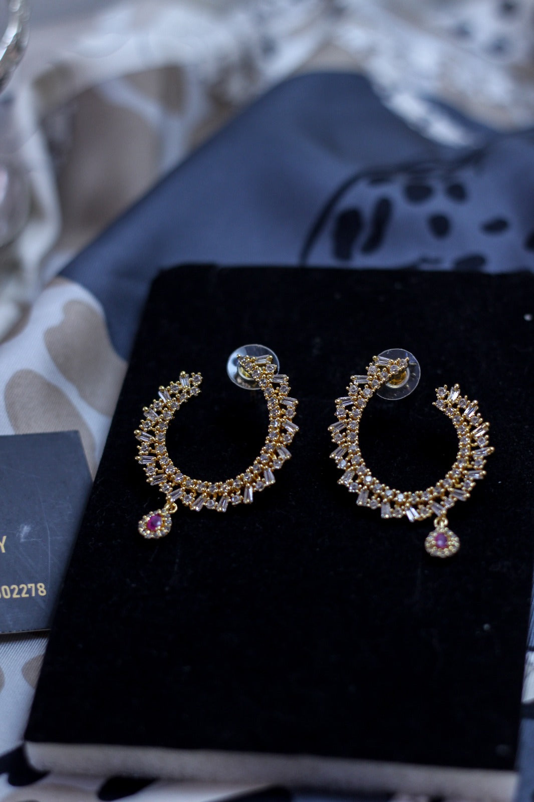 Oro's Champagne Earrings