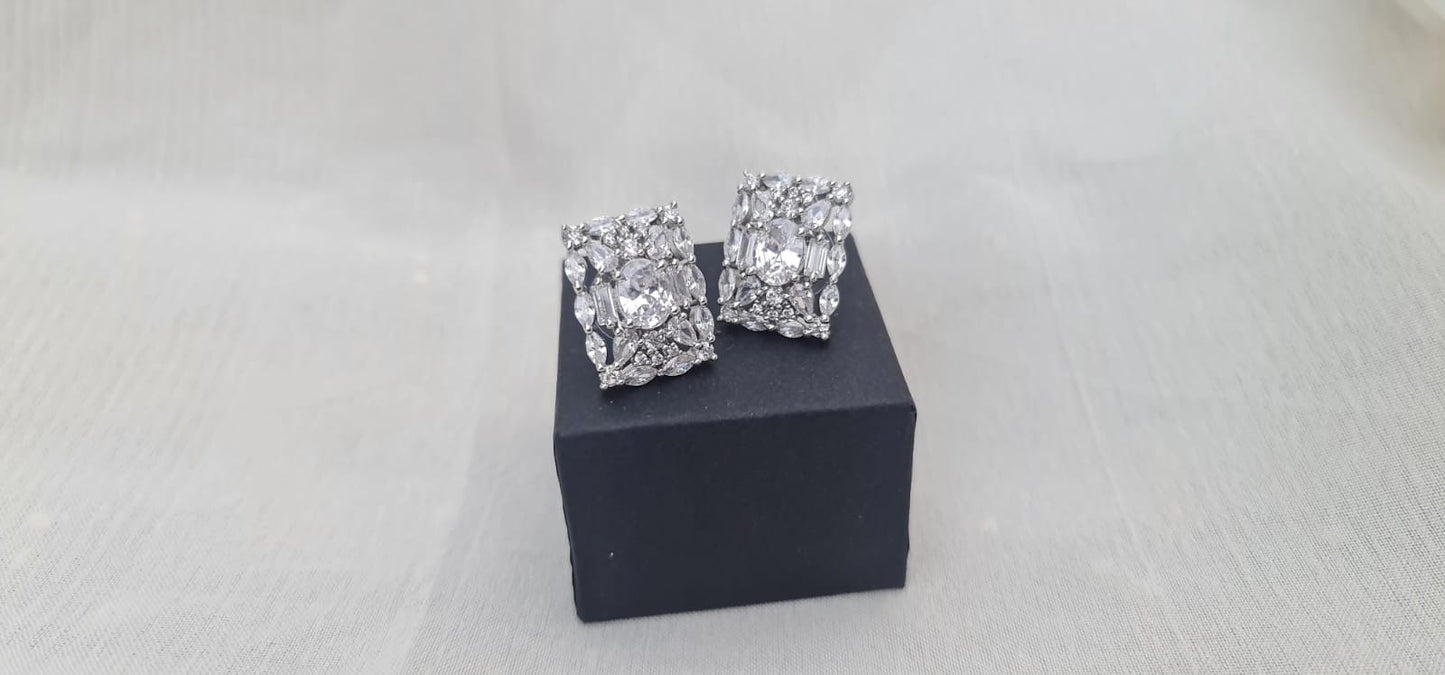 Oro's Diamond Crest