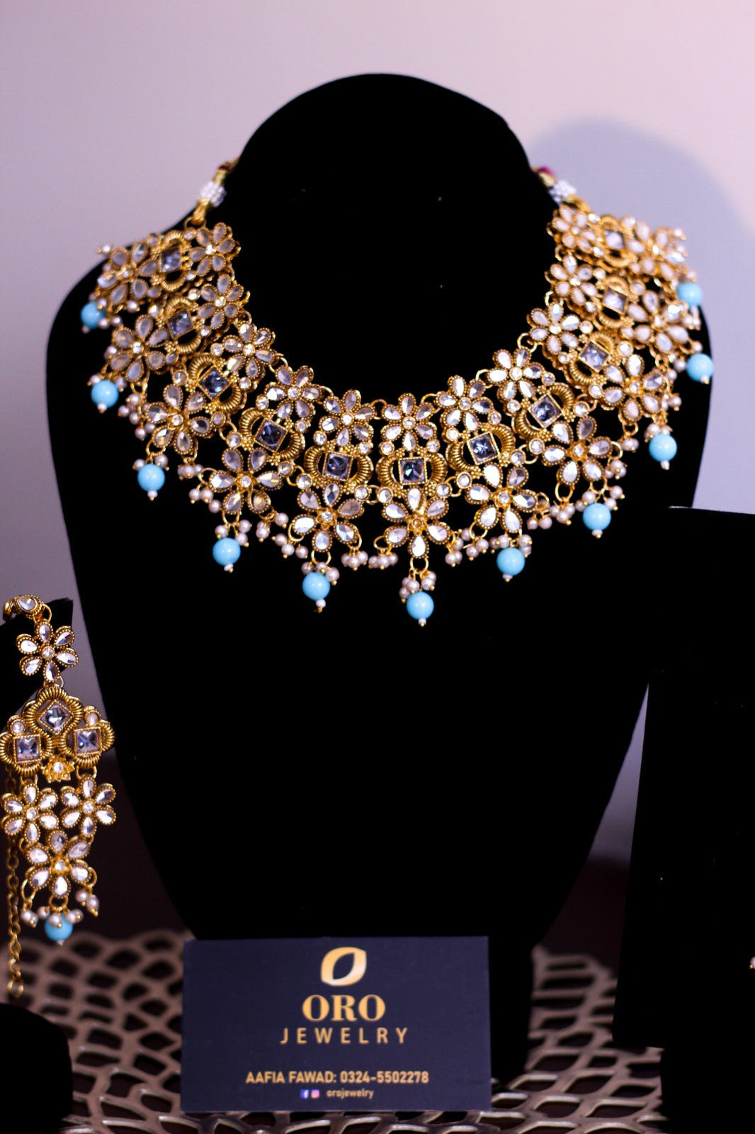 Oro's Turquoise And Gold Floral Set