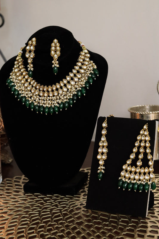 Bridal Kundan set with tikka and jhomar