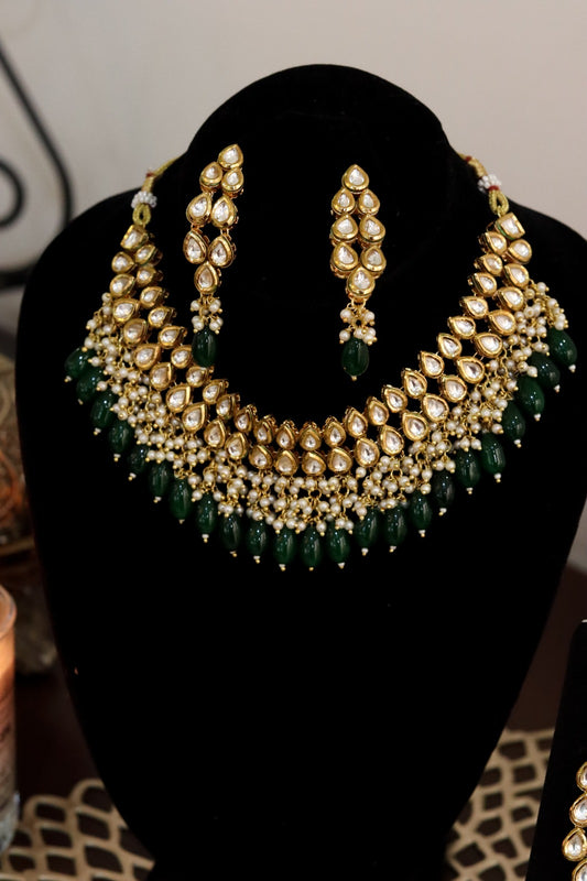 Bridal Kundan set with tikka and jhomar