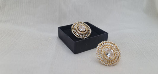 Oro's "Celestial Halo