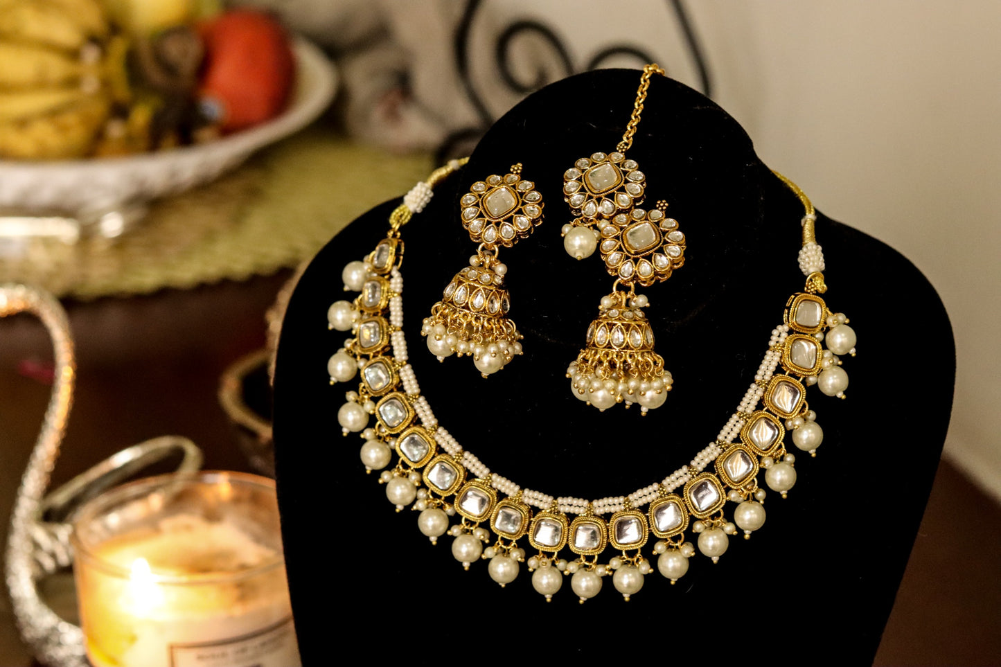 Oro"s Kundan and pearl set